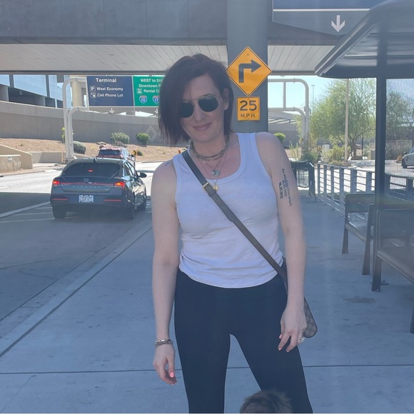 MADNAT  Closet - Picture 2 of 7